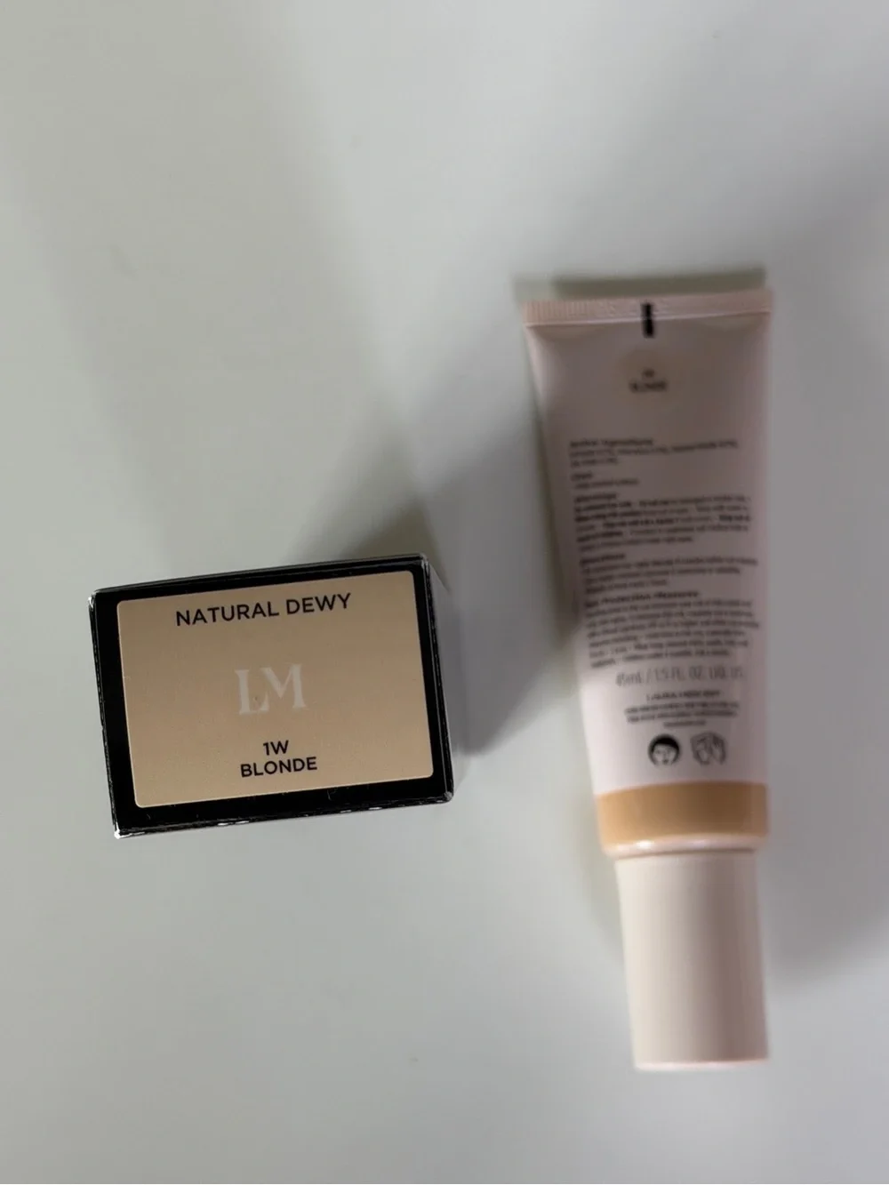 NWT laura mercier Tinted Moisturizer Natural Dewy - Blonde